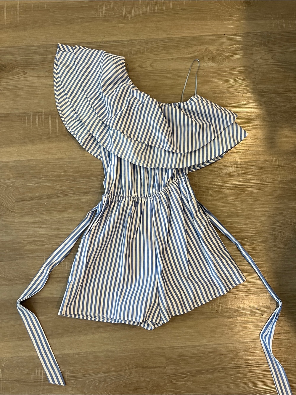Striped Blue and White Ruffle Romper!
Never worn!